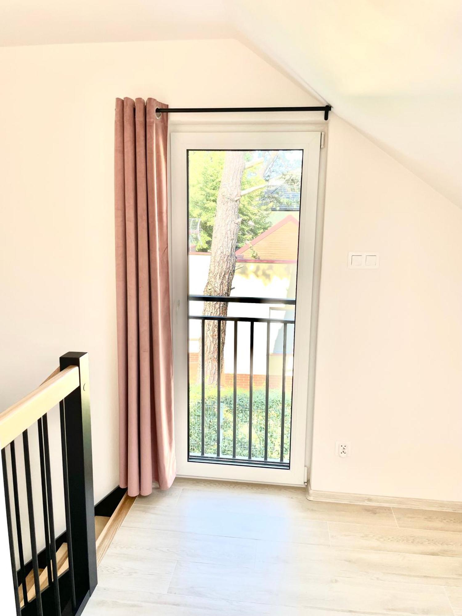 Apartamenty Przy Parku -150M Od Plazy Darłówko Exterior foto